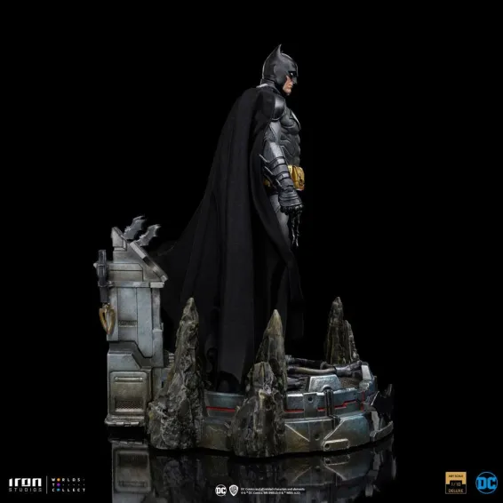 DC Comics - Art Scale 1/10 - Batman Unleashed Deluxe Figure Iron Studios 4