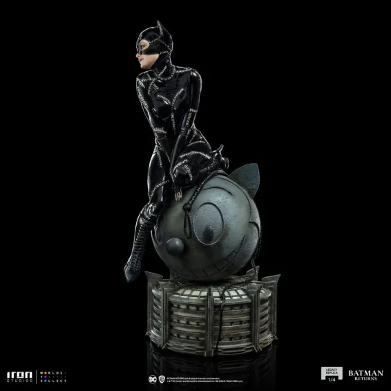 DC Comics - Legacy Replica 1/4 - Catwoman Figure Iron Studios 5