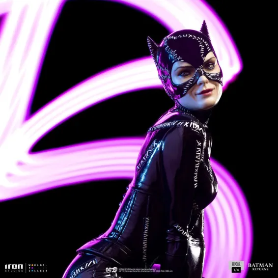 DC Comics - Legacy Replica 1/4 - Catwoman Figure Iron Studios 11