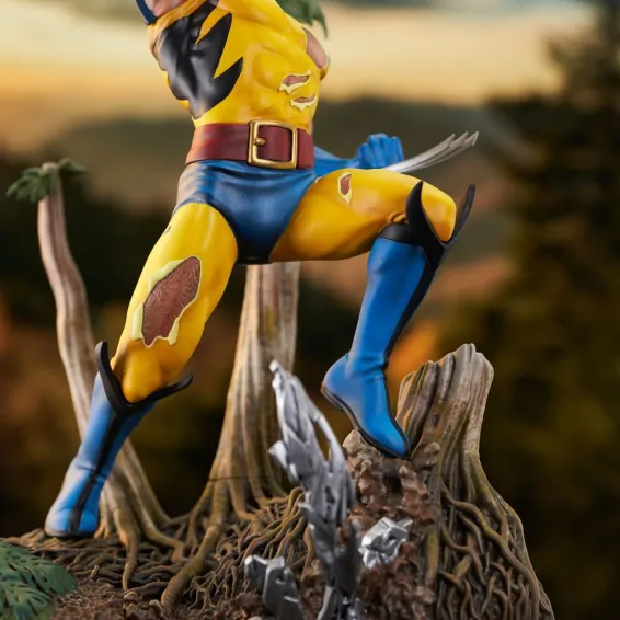 Marvel - Marvel Gallery - Figura Wolverine (90's Comic) Diamond Select 10