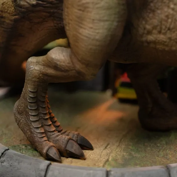 Jurassic Park - MiniCo - Figurine T-Rex 30th Anniversary Deluxe Iron Studios 6