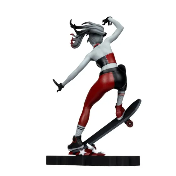 DC Comics - Harley Quinn: Red White & Black - Harley Quinn by Ivan Tao Figure PRE-ORDER McFarlane Toys - 5