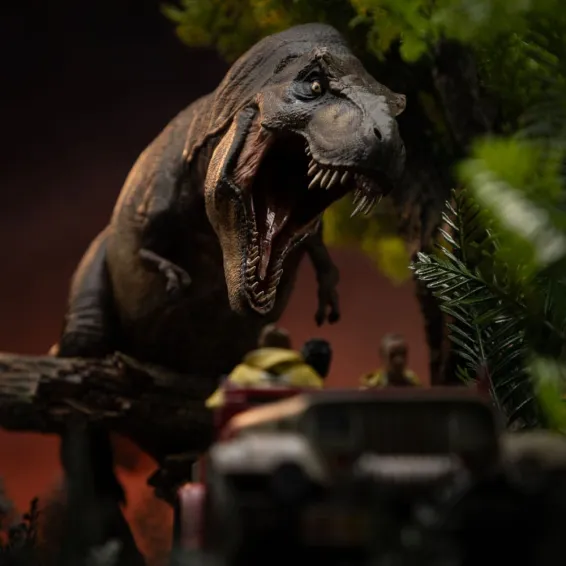 Jurassic Park - Demi Art Scale 1/20 - Figura T-Rex Chase PREPEDIDO Iron Studios - 13